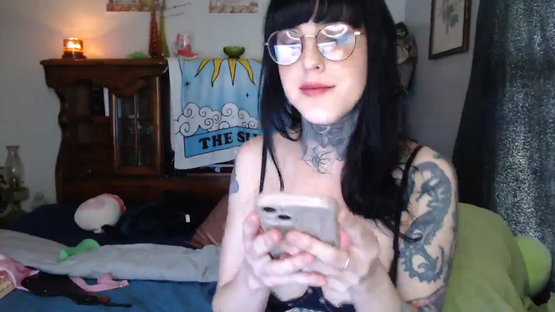 Gallery image thumbnail from fionafawn's myfreecams stream on, 08/08/2024, 19:42 image 12 of 20