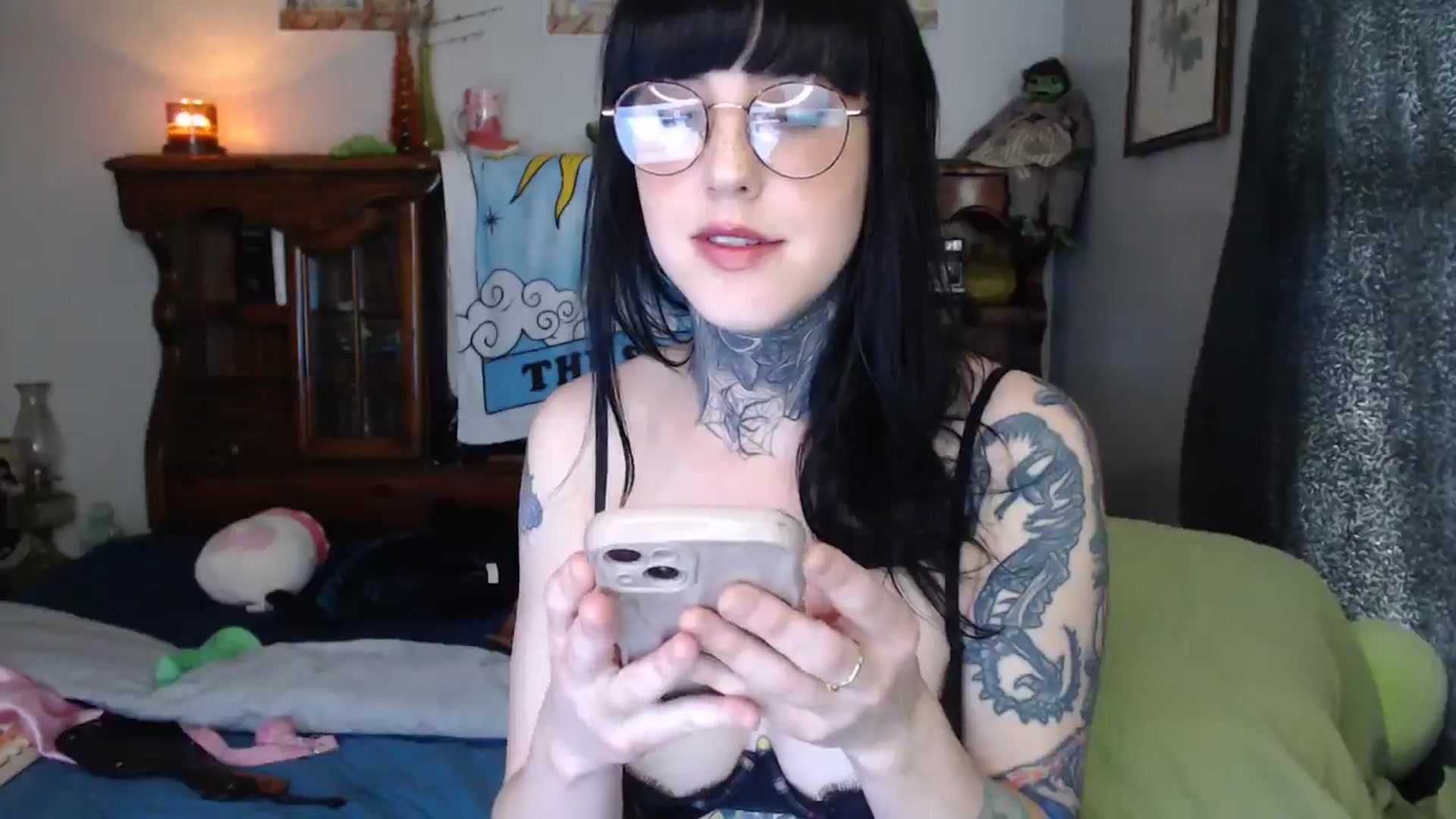 Gallery image thumbnail from fionafawn's myfreecams stream on, 08/08/2024, 19:42 image 13 of 20