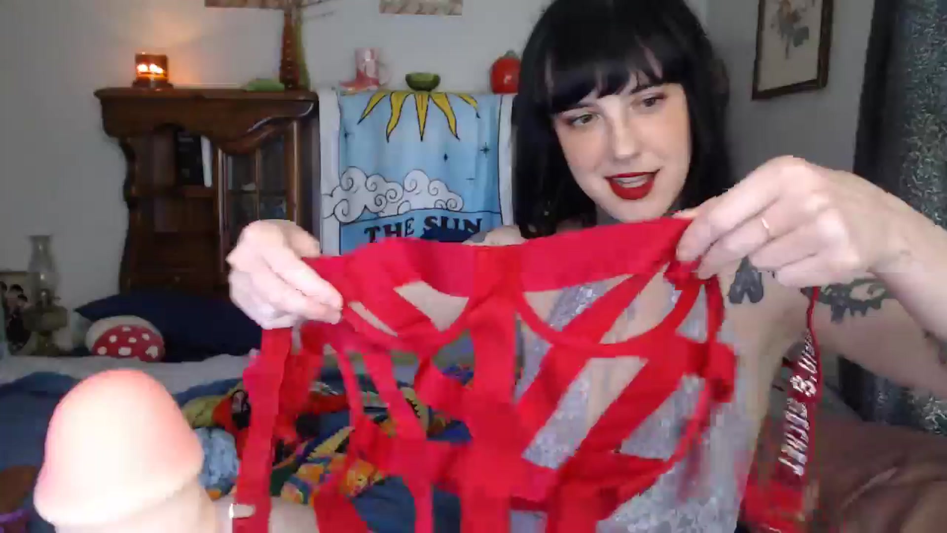 Gallery image thumbnail from fionafawn's myfreecams stream on, 08/13/2024, 21:16 image 18 of 20