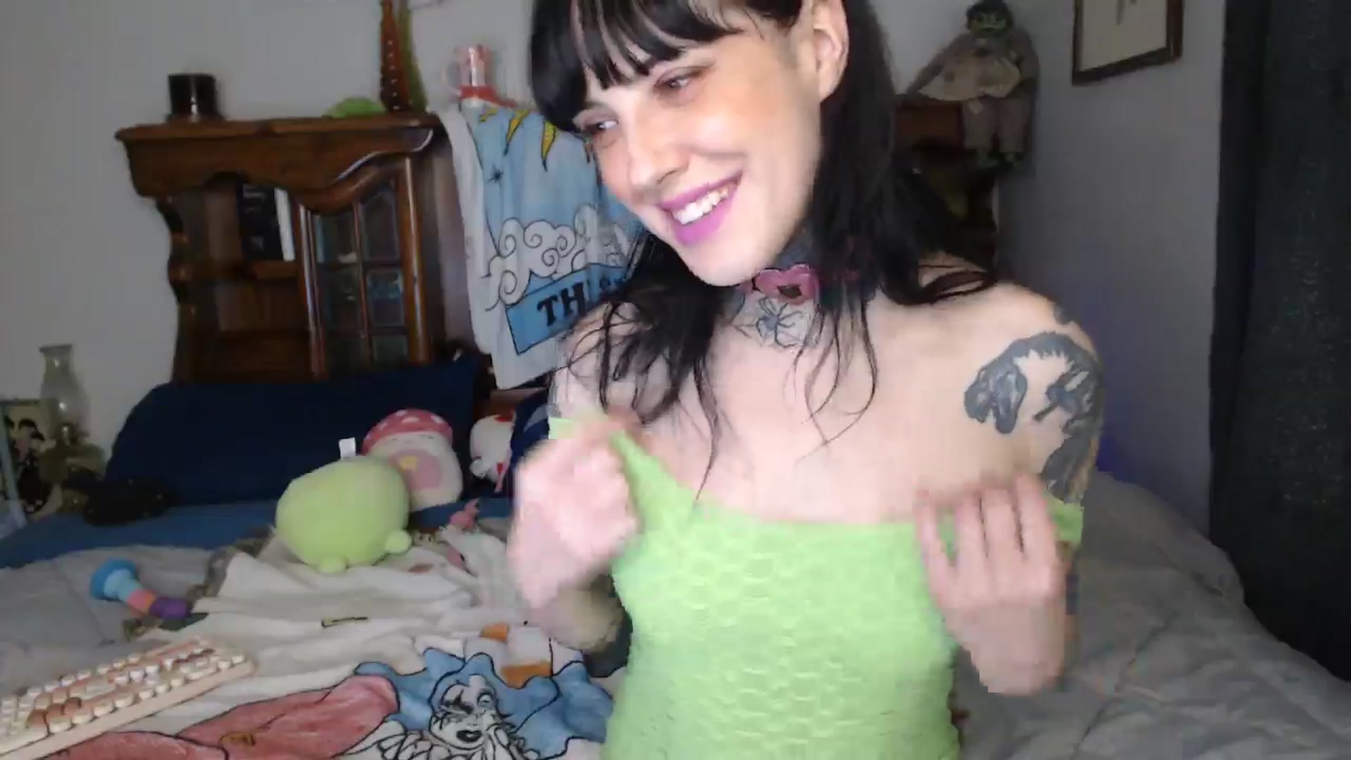 Gallery image thumbnail from fionafawn's myfreecams stream on, 08/19/2024, 24:46 image 8 of 20