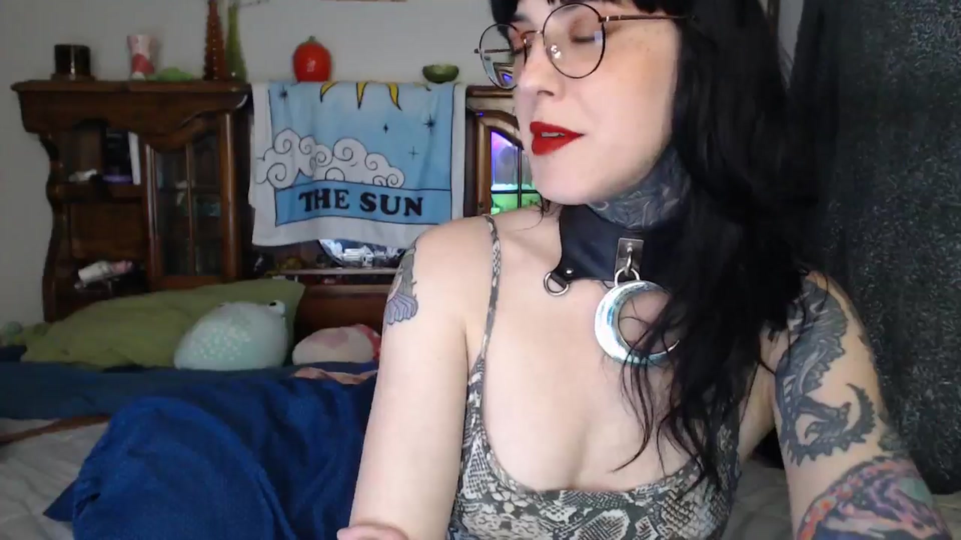 Gallery image thumbnail from fionafawn's myfreecams stream on, 09/06/2024, 21:39 image 15 of 20