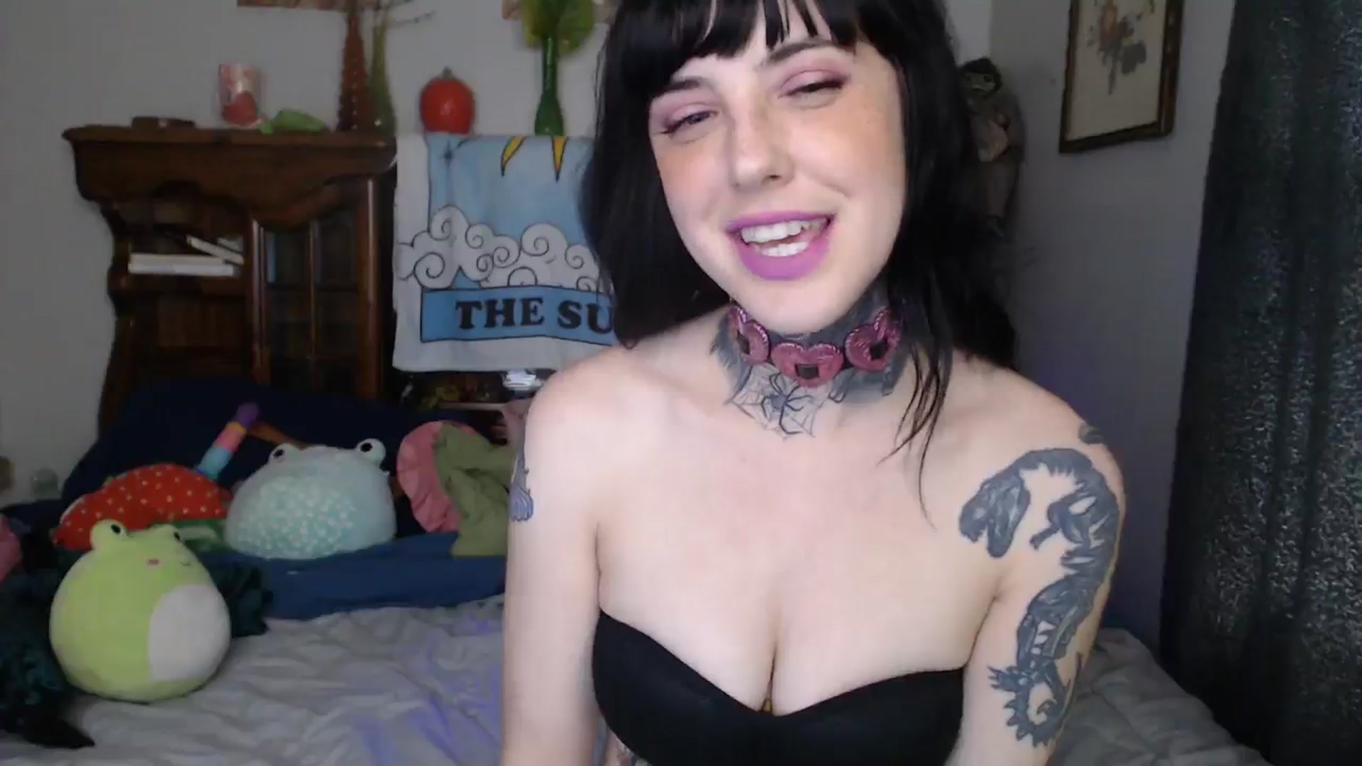 Gallery image thumbnail from fionafawn's myfreecams stream on, 09/29/2024, 21:09 image 13 of 20