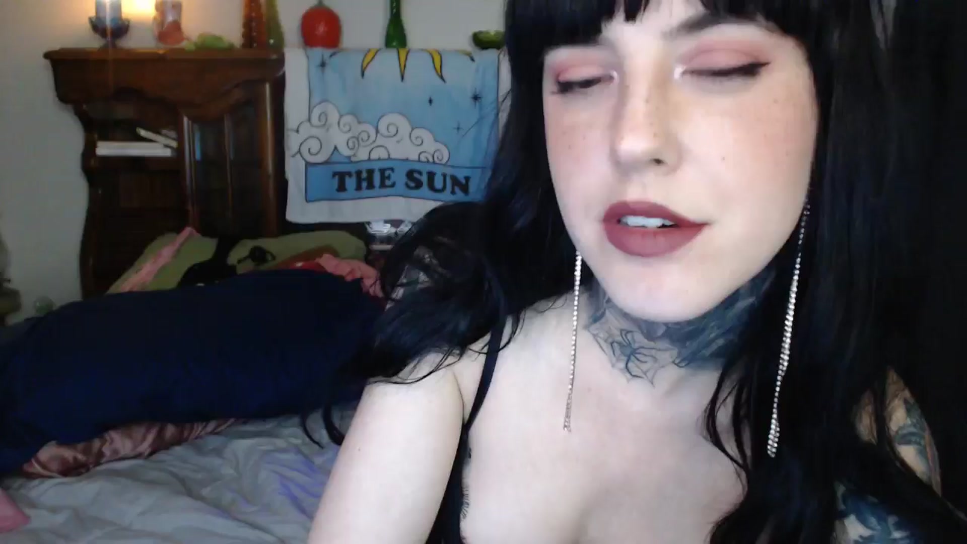 Gallery image thumbnail from fionafawn's myfreecams stream on, 10/01/2024, 24:01 image 9 of 20