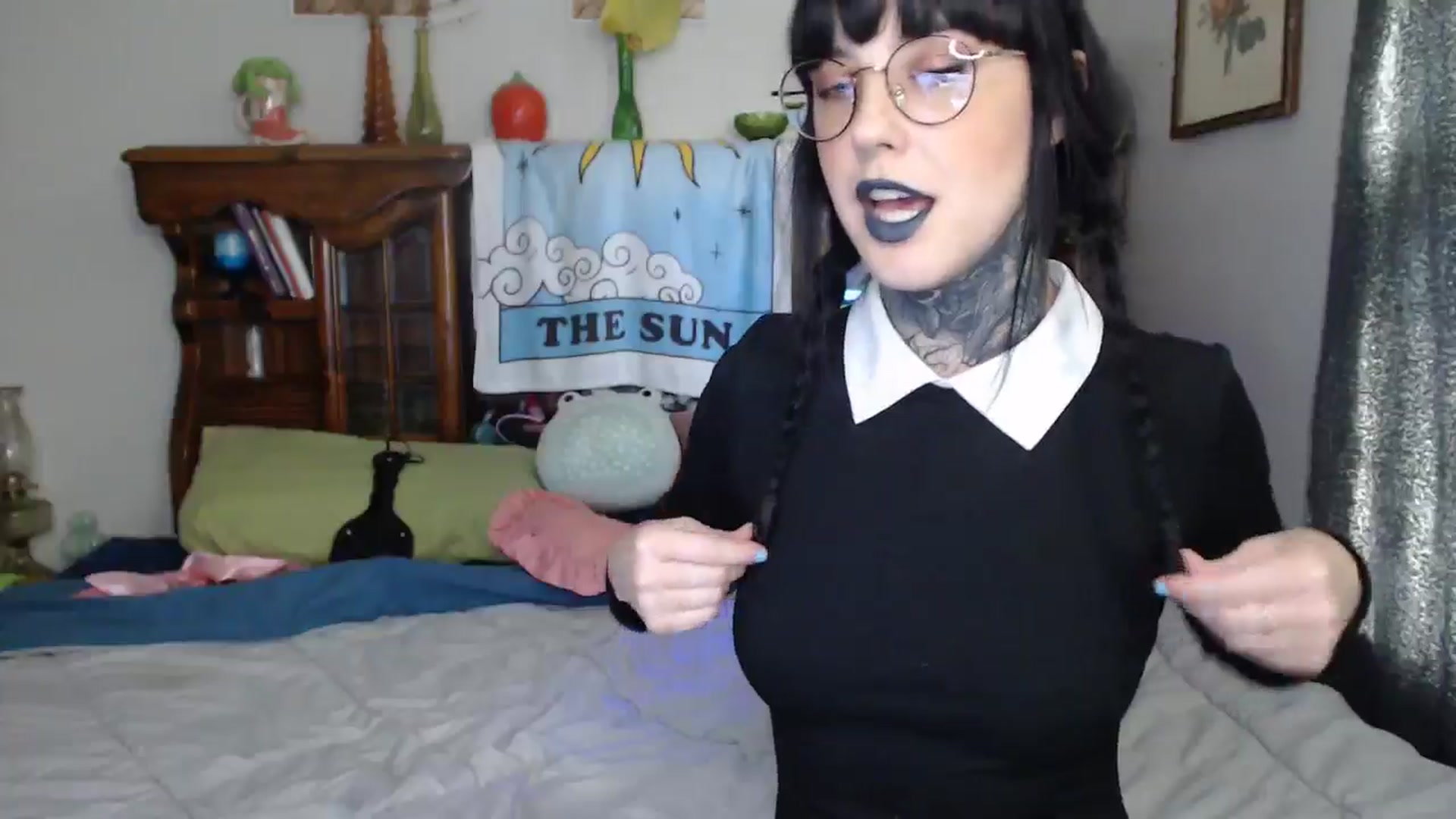 Gallery image thumbnail from fionafawn's myfreecams stream on, 10/28/2024, 19:33 image 10 of 20
