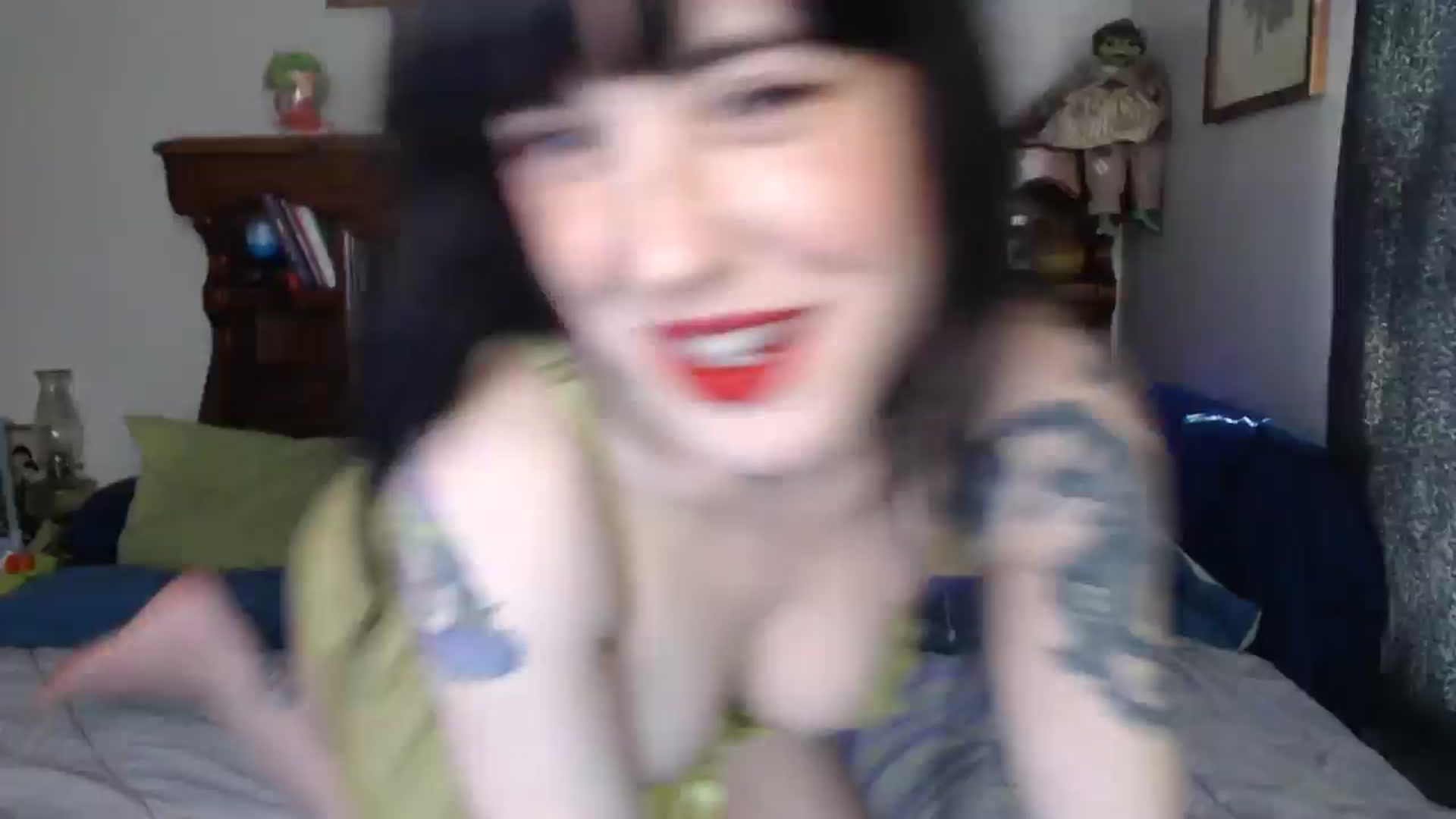 Gallery image thumbnail from fionafawn's myfreecams stream on, 11/11/2024, 20:22 image 1 of 20