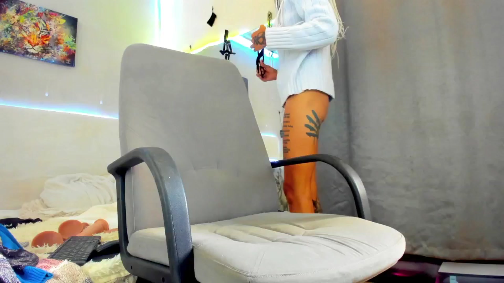 Gallery image thumbnail from fkngBADbitch's myfreecams stream on, 07/19/2024, 12:59 image 11 of 20