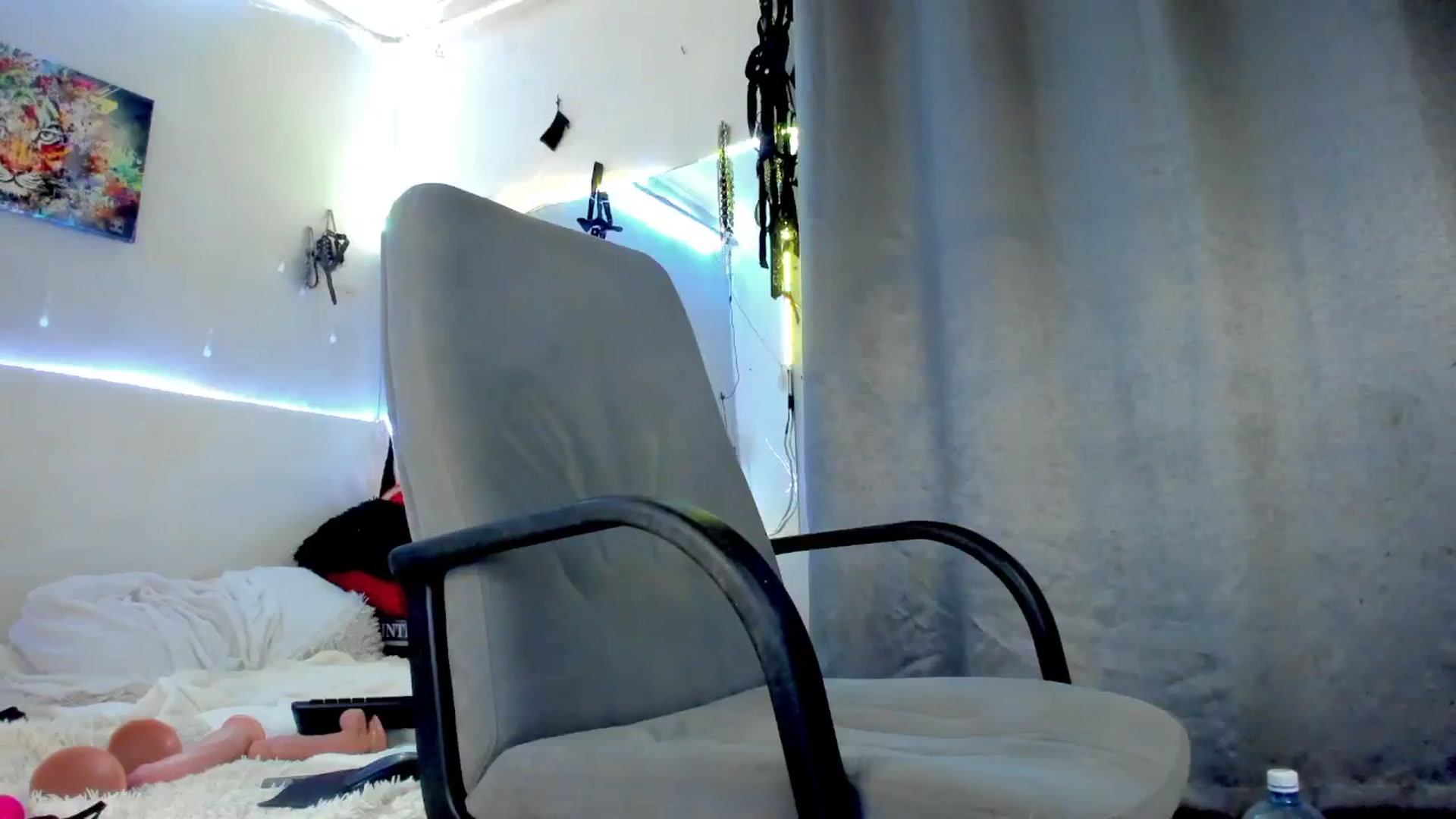 Gallery image thumbnail from fkngBADbitch's myfreecams stream on, 07/19/2024, 23:39 image 15 of 20