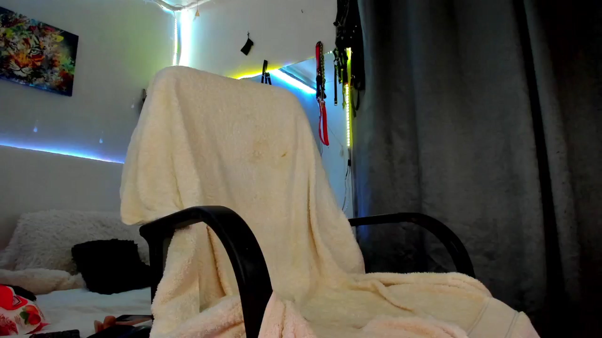 Gallery image thumbnail from fkngBADbitch's myfreecams stream on, 09/01/2024, 20:27 image 12 of 20