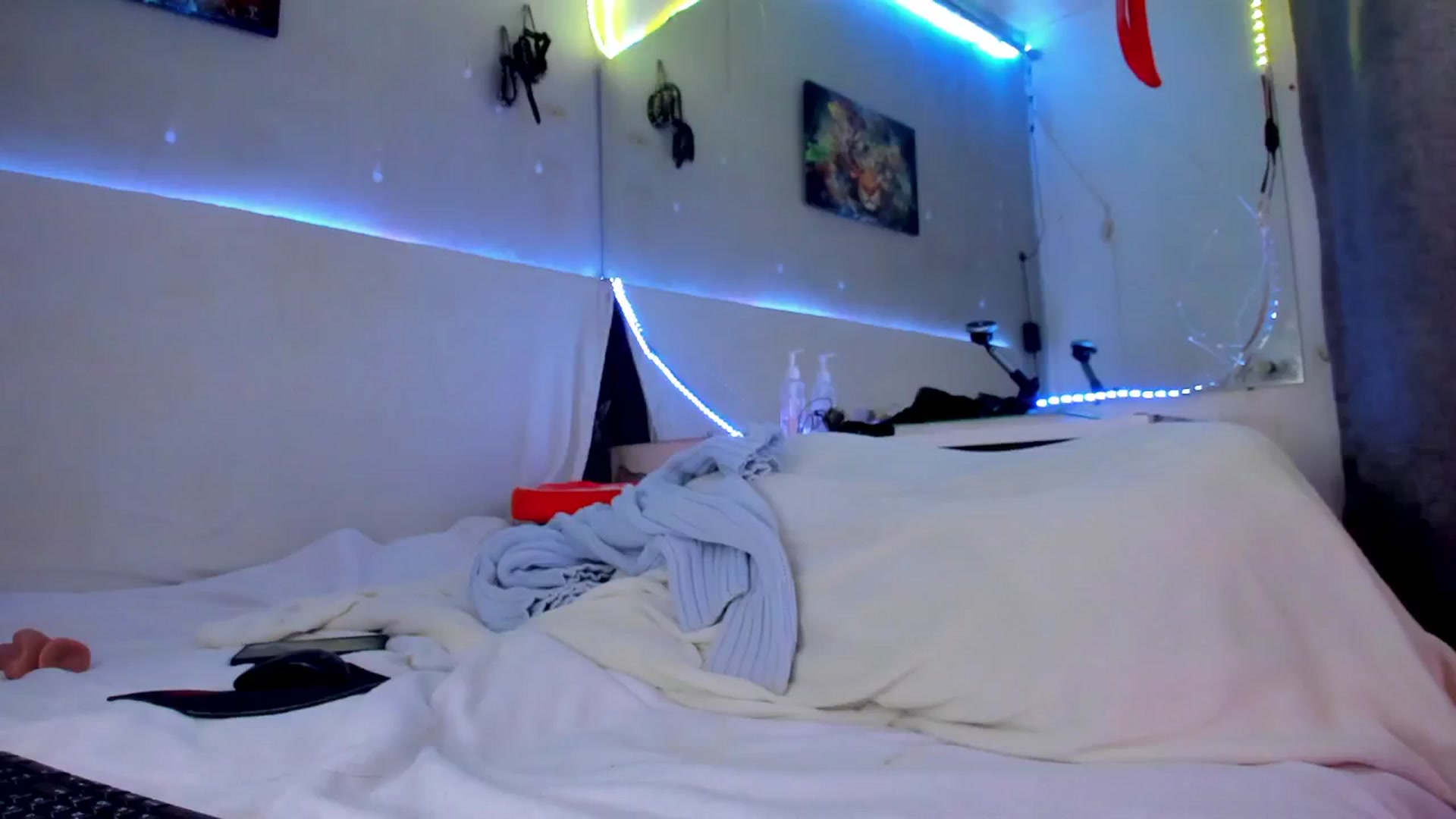 Gallery image thumbnail from fkngBADbitch's myfreecams stream on, 09/21/2024, 11:16 image 7 of 20