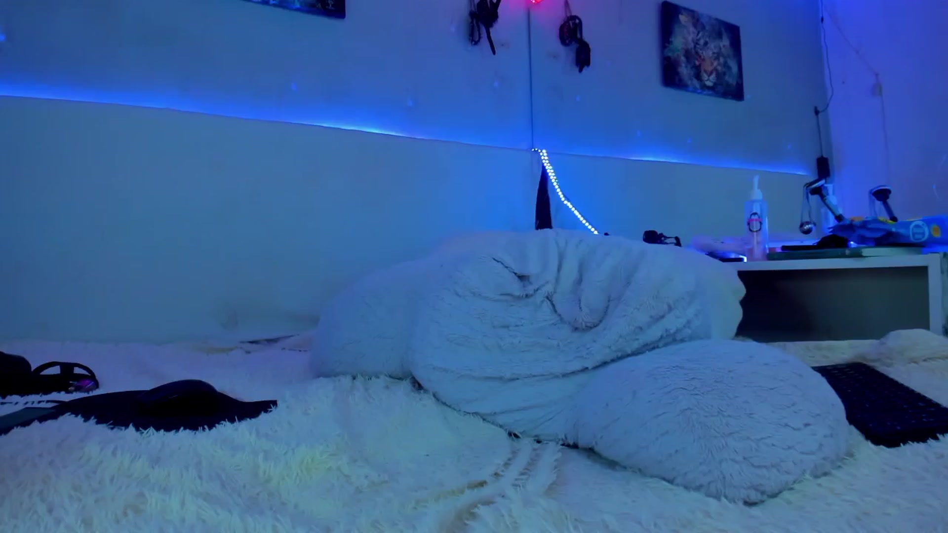 Gallery image thumbnail from fkngBADbitch's myfreecams stream on, 11/03/2024, 20:47 image 7 of 20