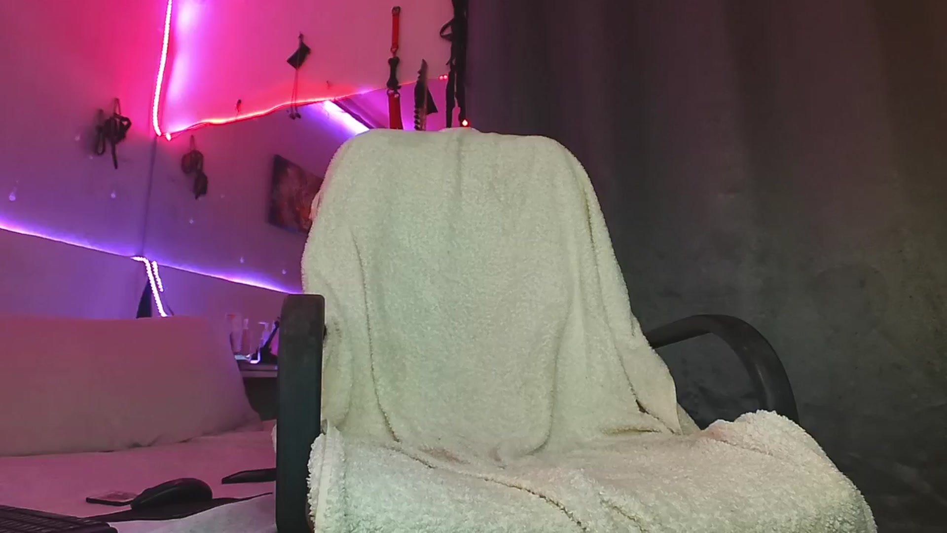 Gallery image thumbnail from fkngBADbitch's myfreecams stream on, 12/14/2024, 21:44 image 7 of 20