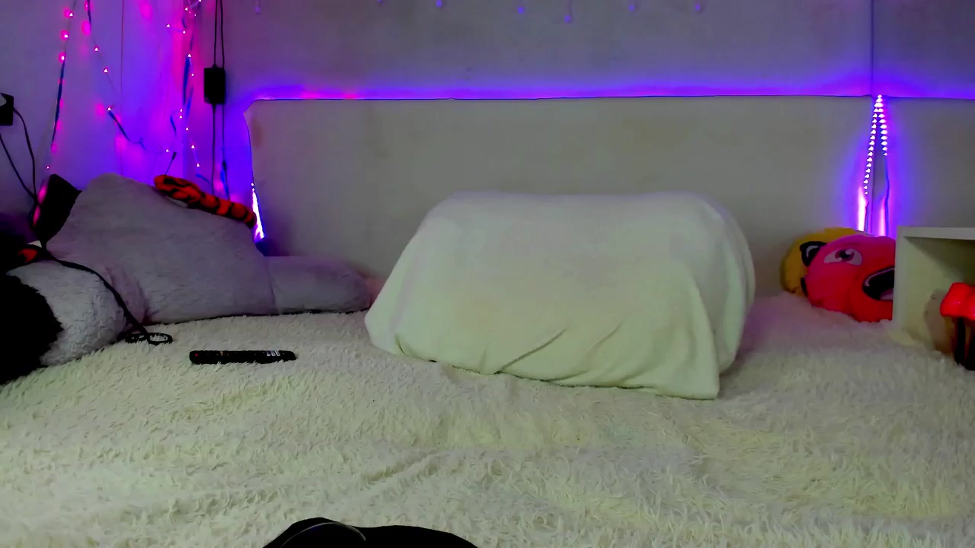 Gallery image thumbnail from fkngBADbitch's myfreecams stream on, 02/23/2025, 12:48 image 1 of 20
