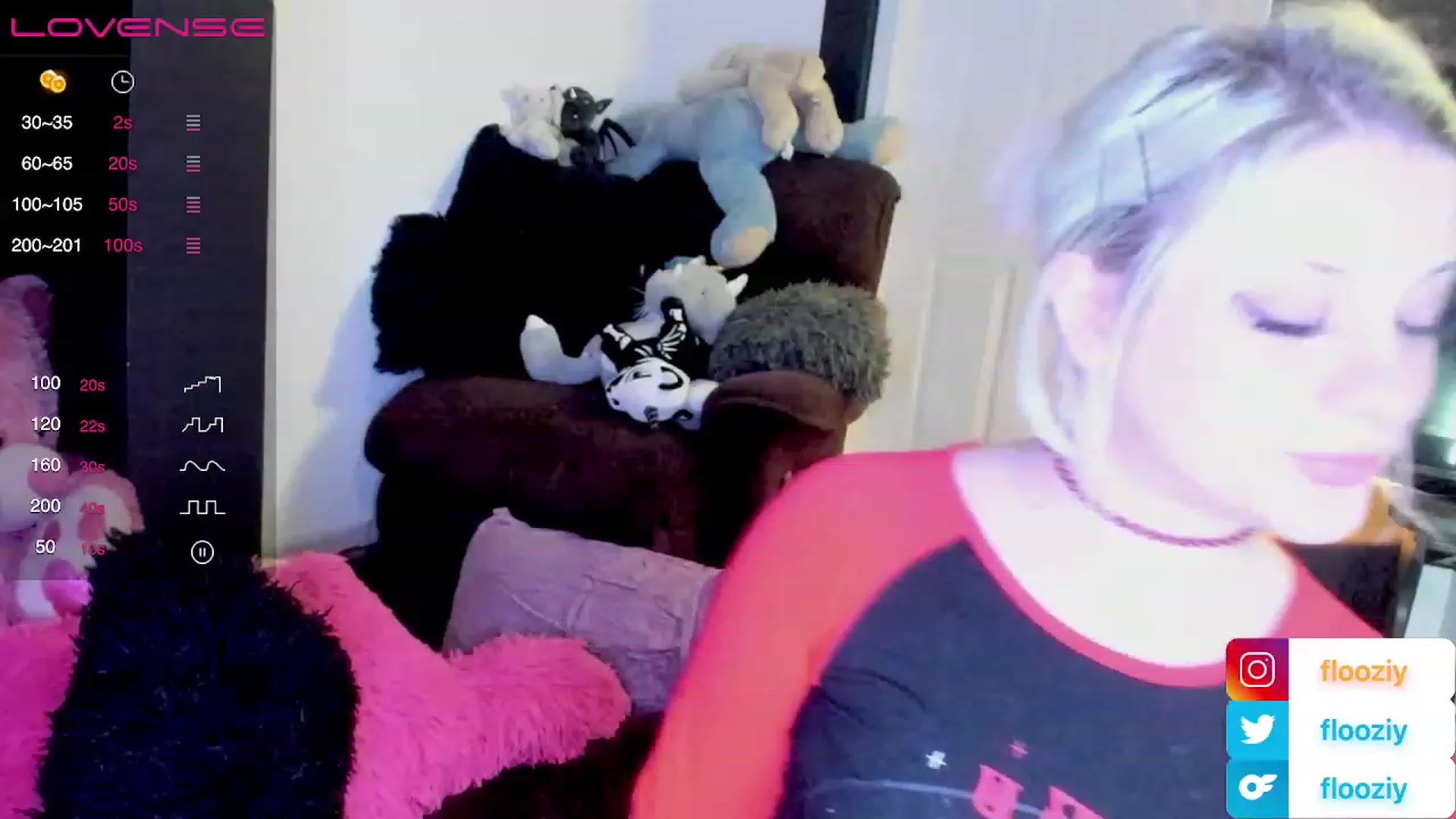 Gallery image thumbnail from flooziy's myfreecams stream on, 11/26/2022, 11:07 image 6 of 20