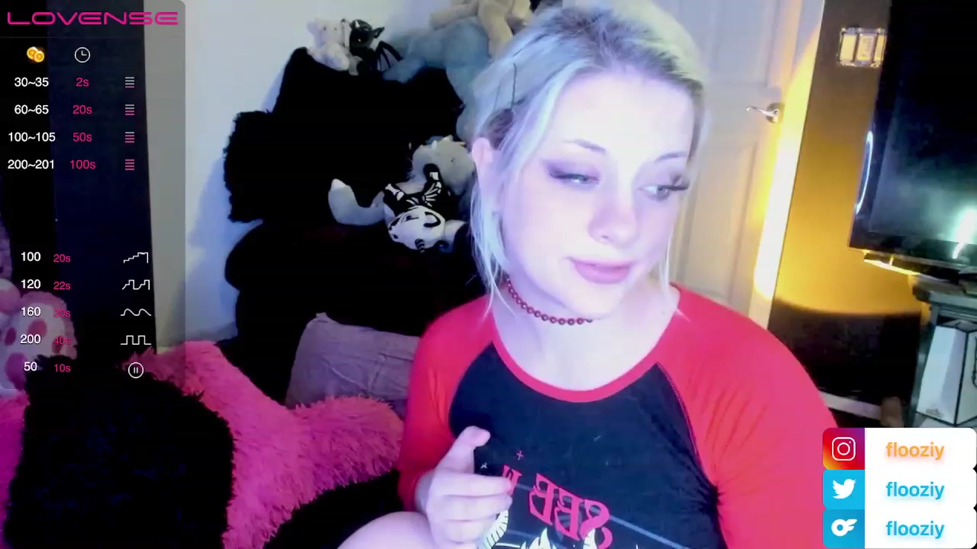 Gallery image thumbnail from flooziy's myfreecams stream on, 11/26/2022, 11:07 image 16 of 20