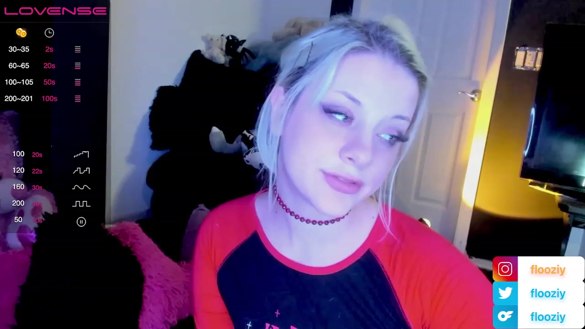 Gallery image thumbnail from flooziy's myfreecams stream on, 11/26/2022, 11:07 image 9 of 20