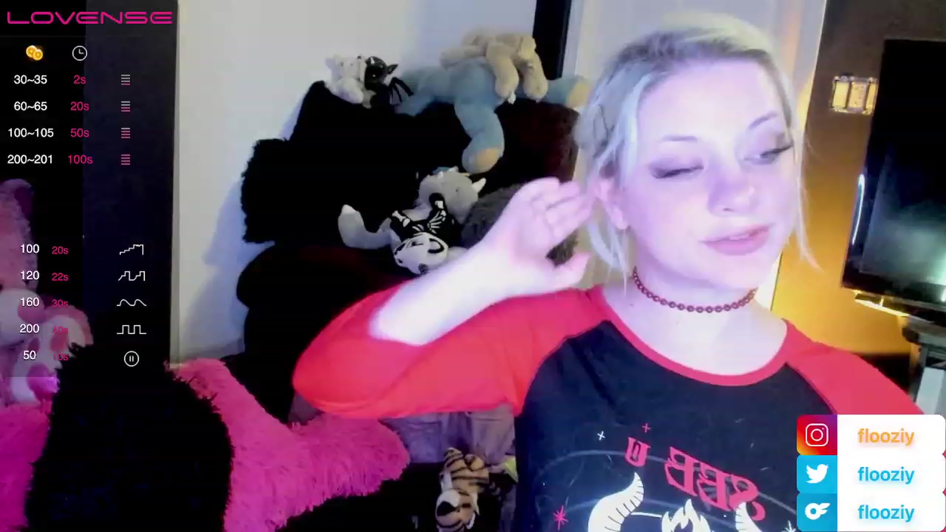 Gallery image thumbnail from flooziy's myfreecams stream on, 11/26/2022, 11:07 image 7 of 20