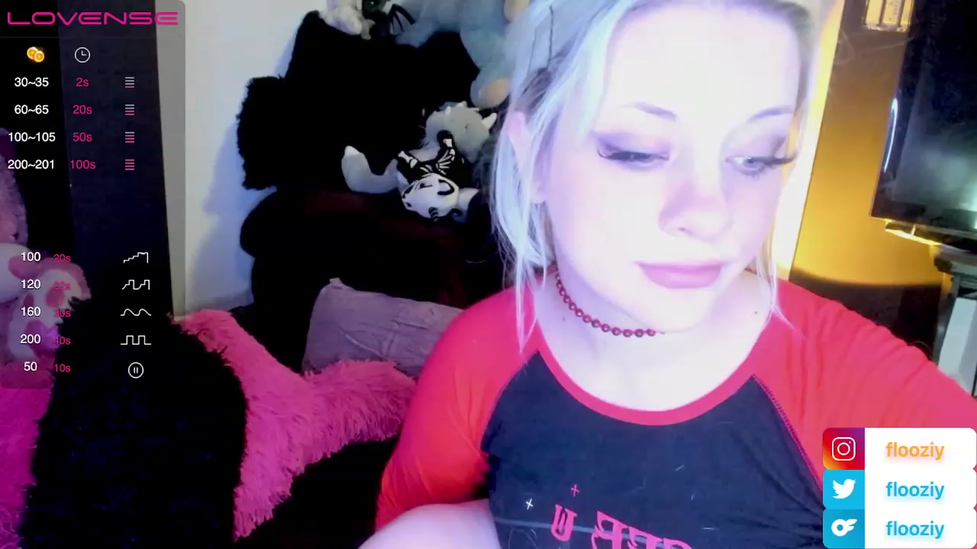 Gallery image thumbnail from flooziy's myfreecams stream on, 11/26/2022, 11:07 image 10 of 20