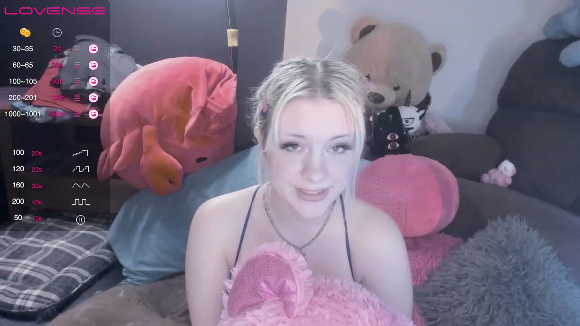 Gallery image thumbnail from flooziy's myfreecams stream on, 11/29/2022, 09:00 image 15 of 20