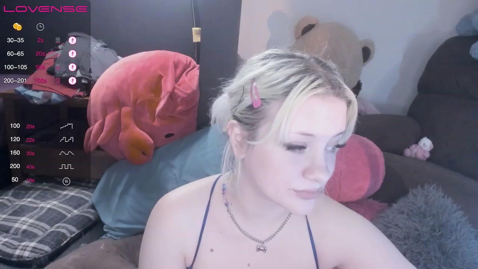 Gallery image thumbnail from flooziy's myfreecams stream on, 11/29/2022, 09:00 image 13 of 20