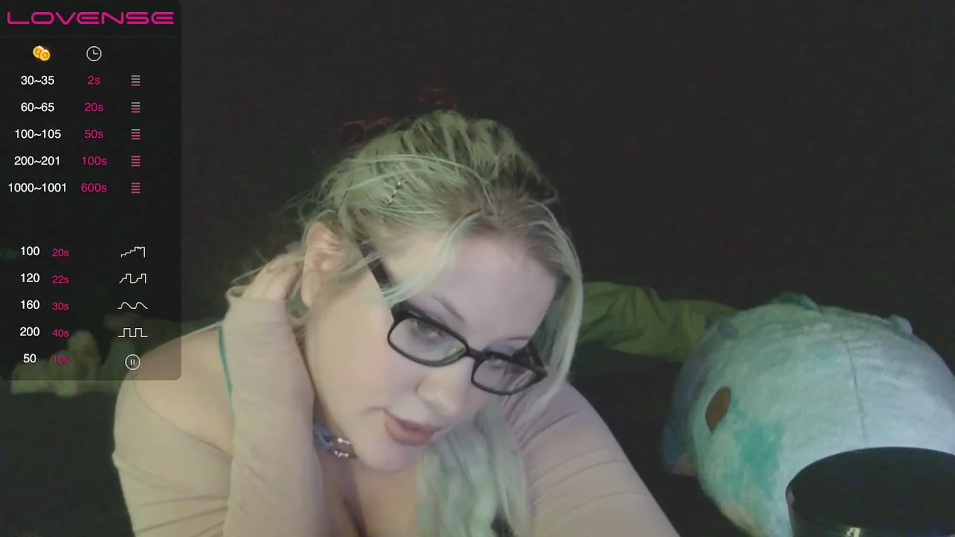 Gallery image thumbnail from flooziy's myfreecams stream on, 12/03/2022, 09:02 image 5 of 20