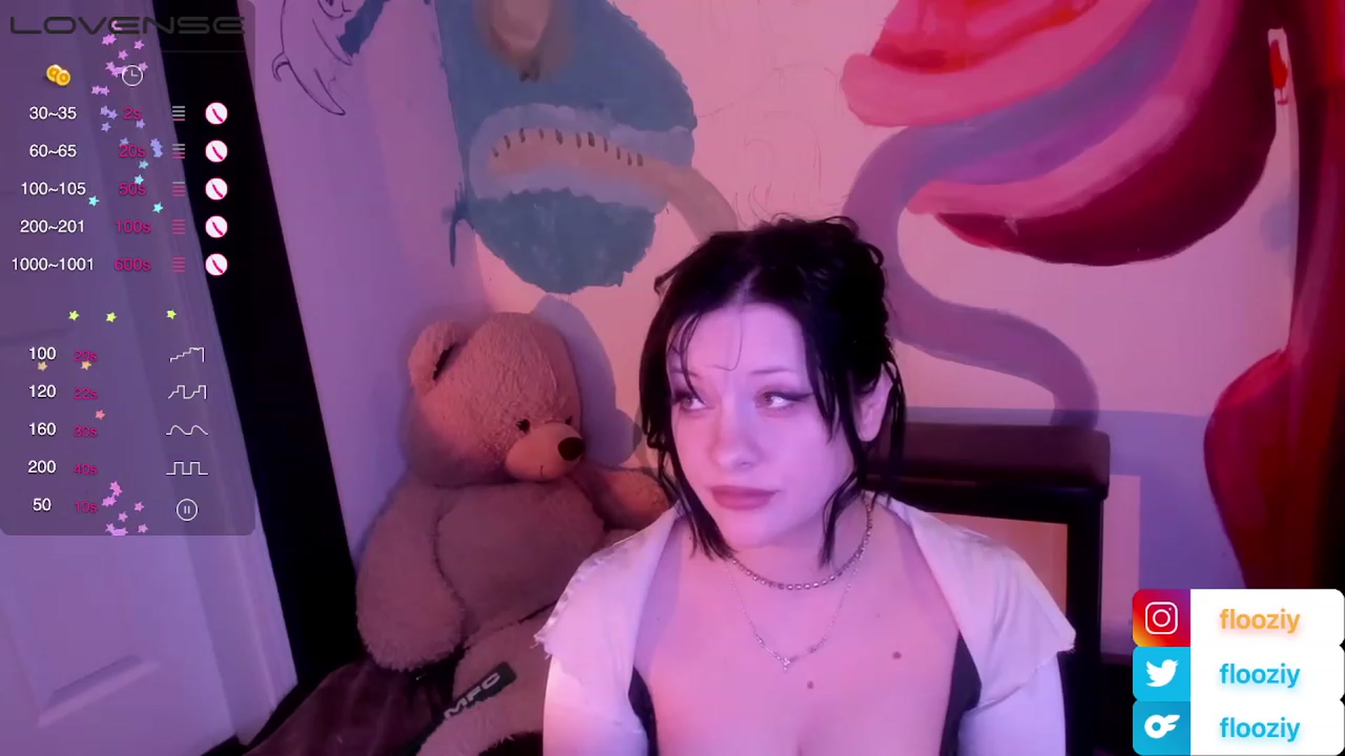 Gallery image thumbnail from flooziy's myfreecams stream on, 12/10/2022, 04:01 image 16 of 20