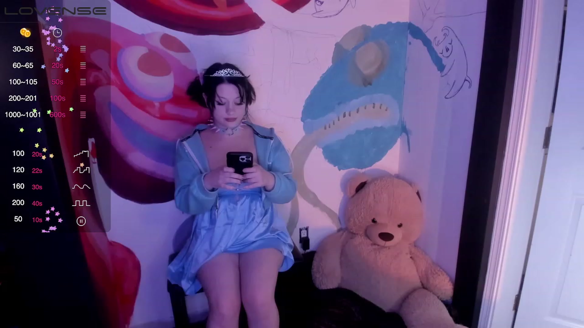 Gallery image thumbnail from flooziy's myfreecams stream on, 12/11/2022, 02:44 image 19 of 20