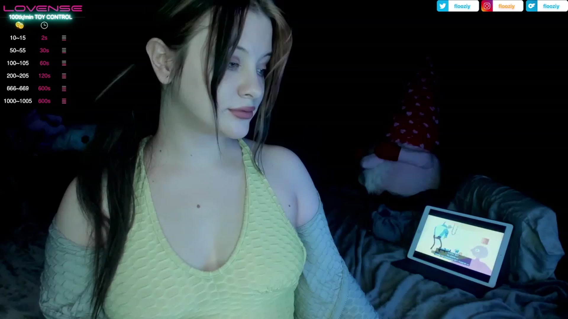 Gallery image thumbnail from flooziy's myfreecams stream on, 02/13/2023, 07:38 image 5 of 20