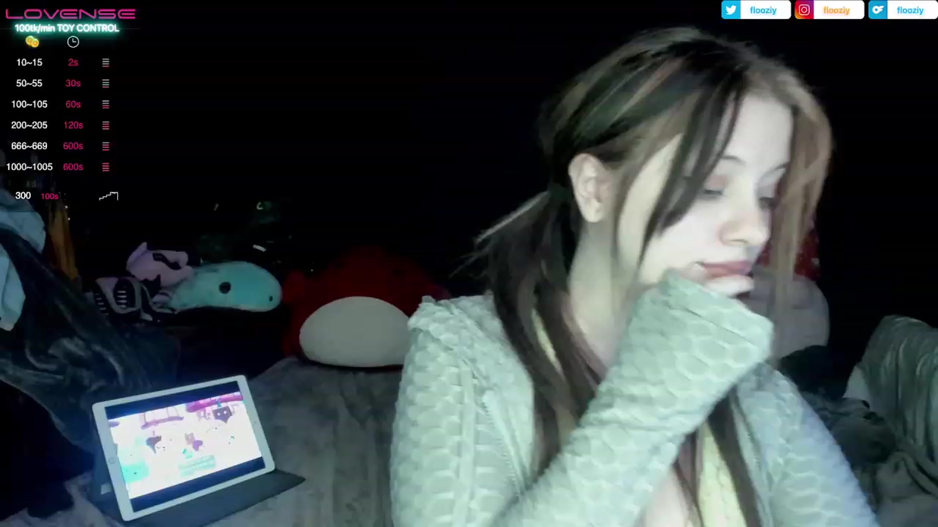 Gallery image thumbnail from flooziy's myfreecams stream on, 02/13/2023, 08:53 image 13 of 20
