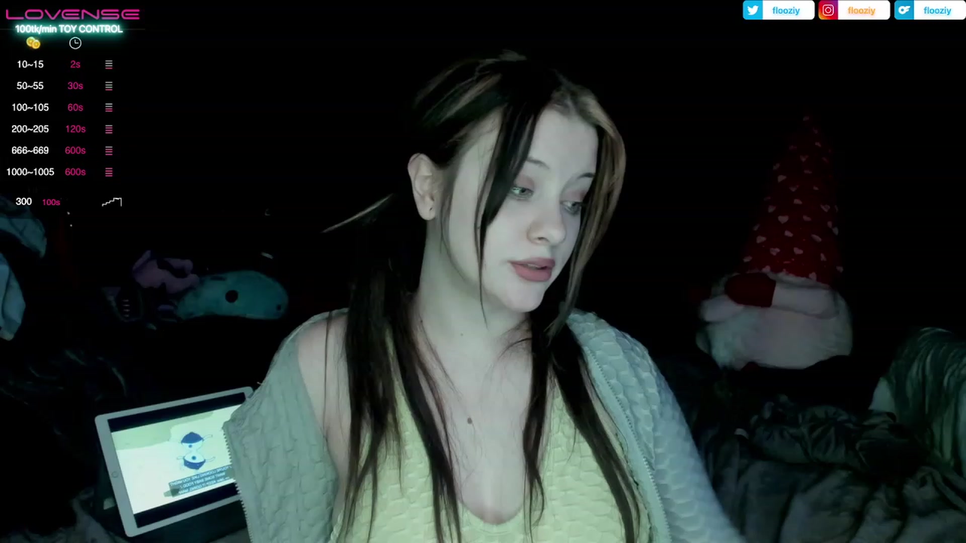 Gallery image thumbnail from flooziy's myfreecams stream on, 02/13/2023, 08:53 image 17 of 20