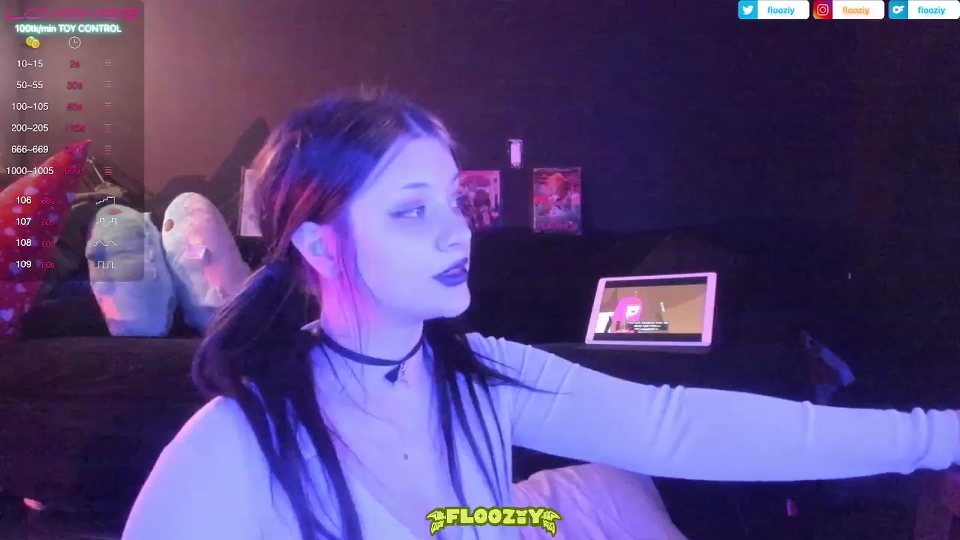 Gallery image thumbnail from flooziy's myfreecams stream on, 03/01/2023, 06:22 image 17 of 20