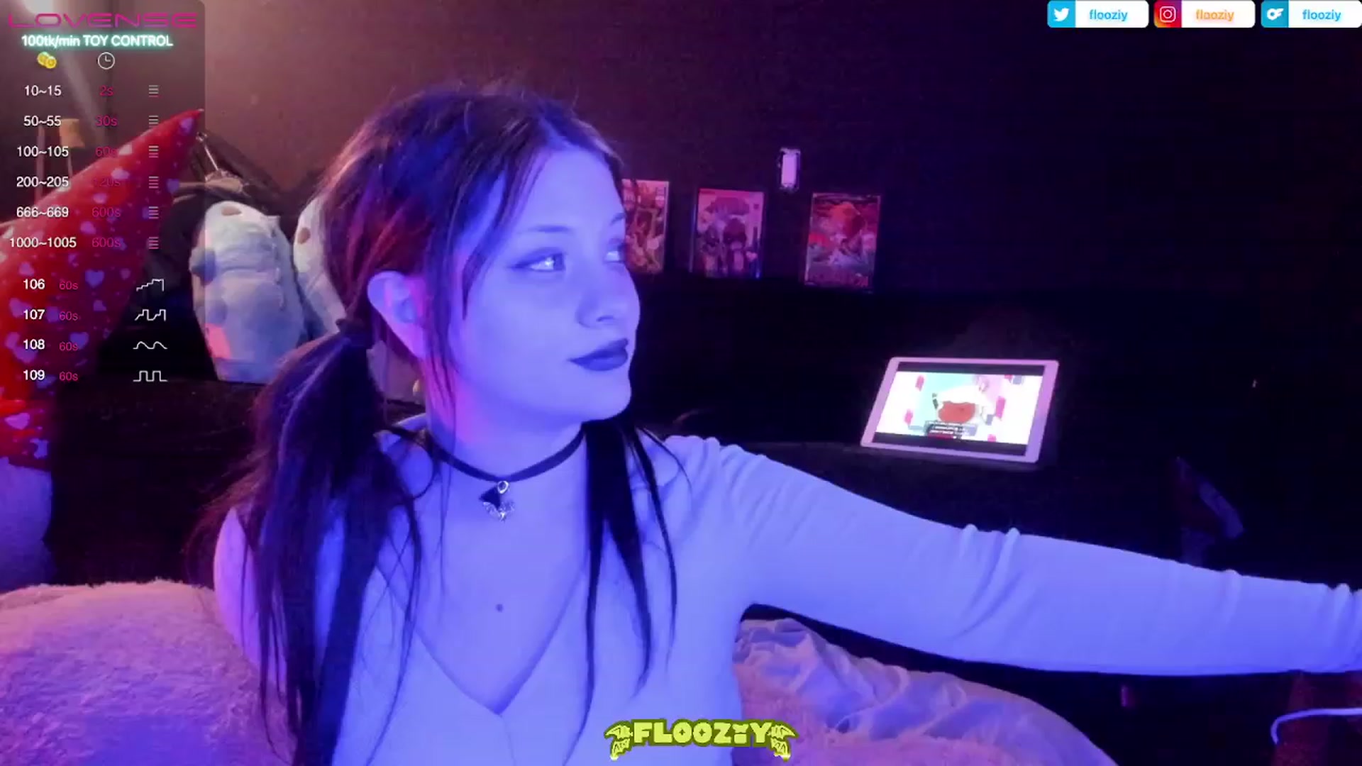 Gallery image thumbnail from flooziy's myfreecams stream on, 03/01/2023, 07:48 image 20 of 20