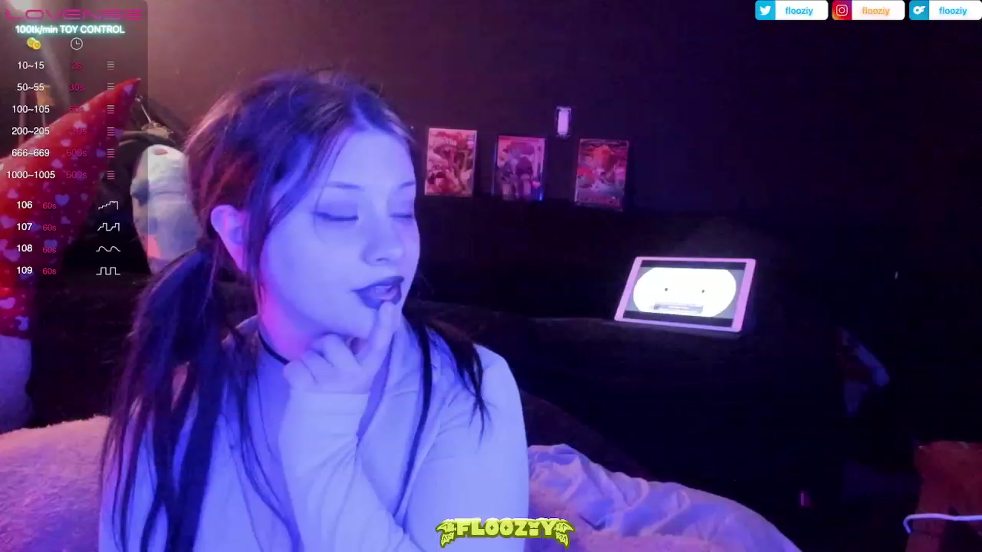 Gallery image thumbnail from flooziy's myfreecams stream on, 03/01/2023, 07:48 image 17 of 20
