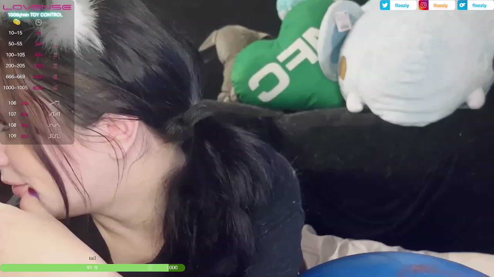 Gallery image thumbnail from flooziy's myfreecams stream on, 03/24/2023, 10:19 image 15 of 20