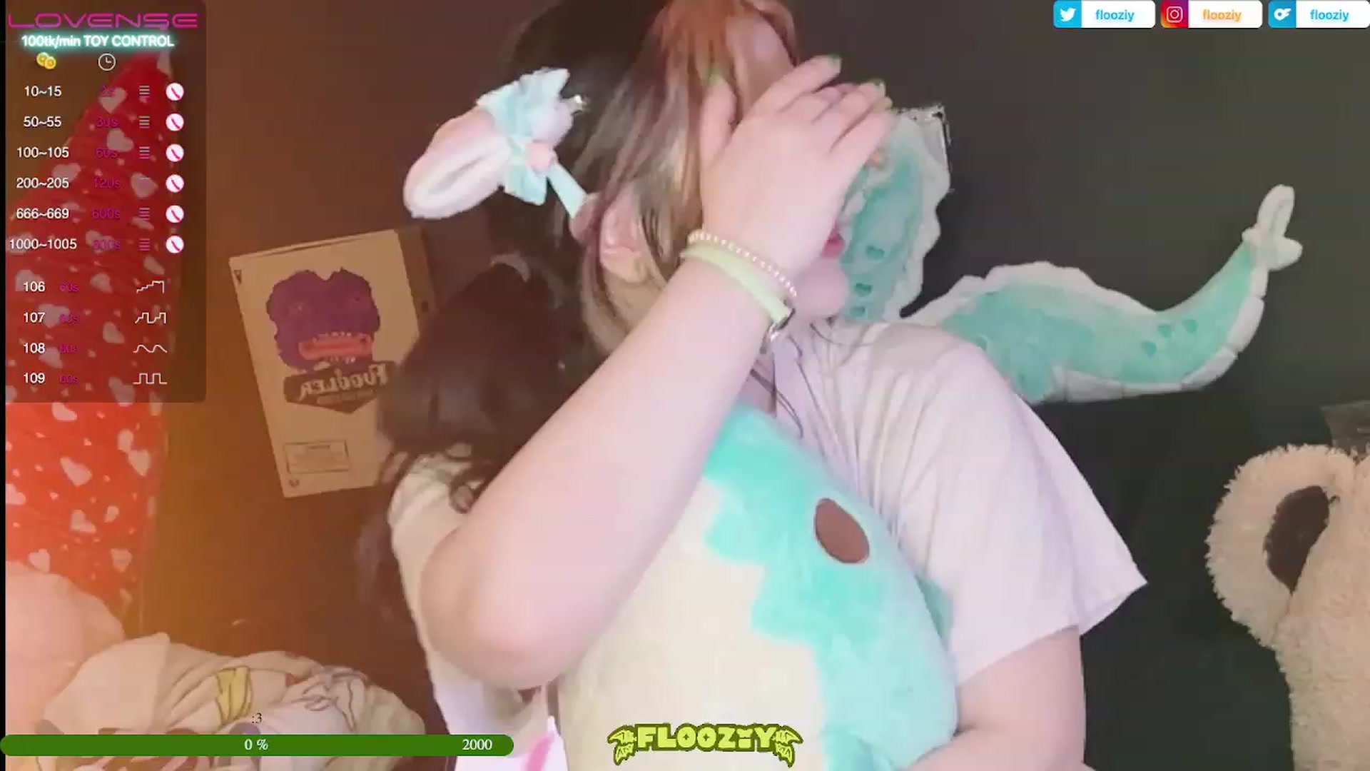 Gallery image thumbnail from flooziy's myfreecams stream on, 03/30/2023, 07:49 image 6 of 20