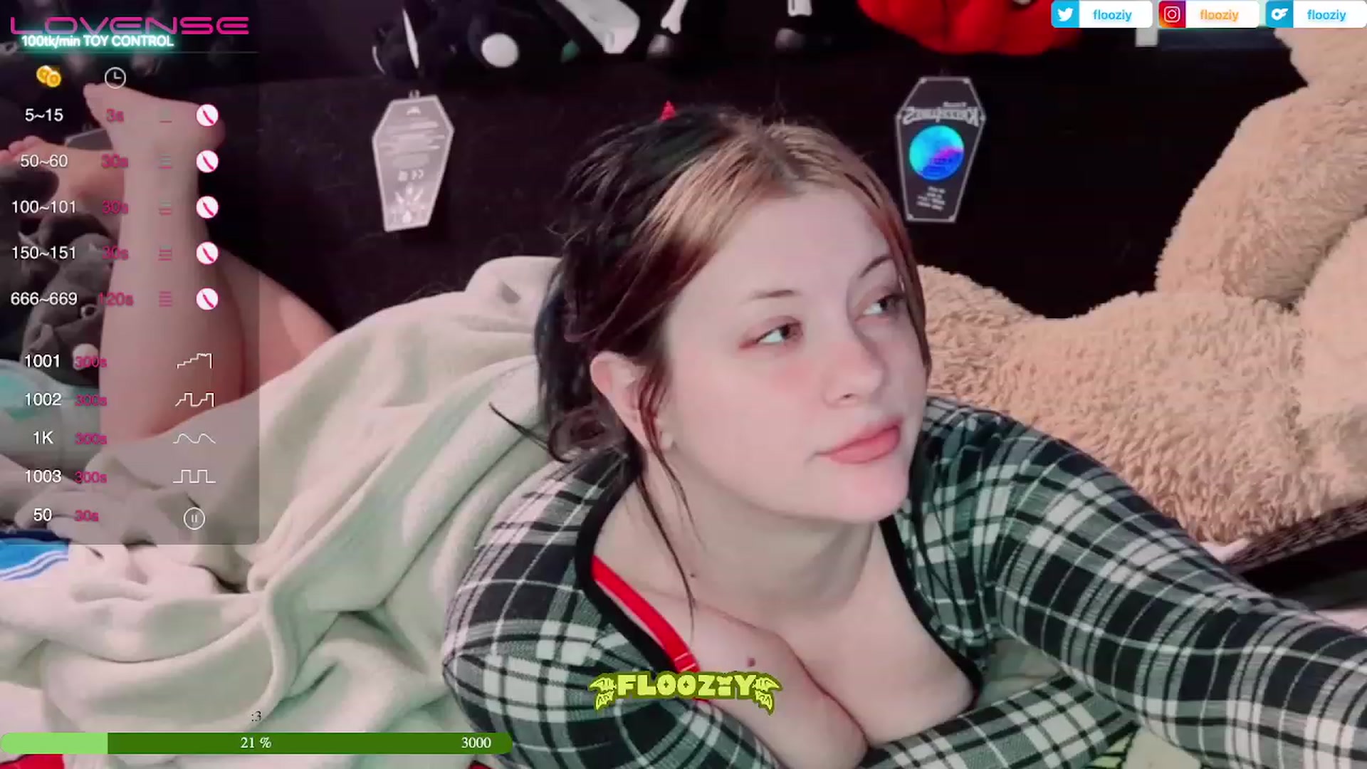 Gallery image thumbnail from flooziy's myfreecams stream on, 04/12/2023, 10:38 image 2 of 20