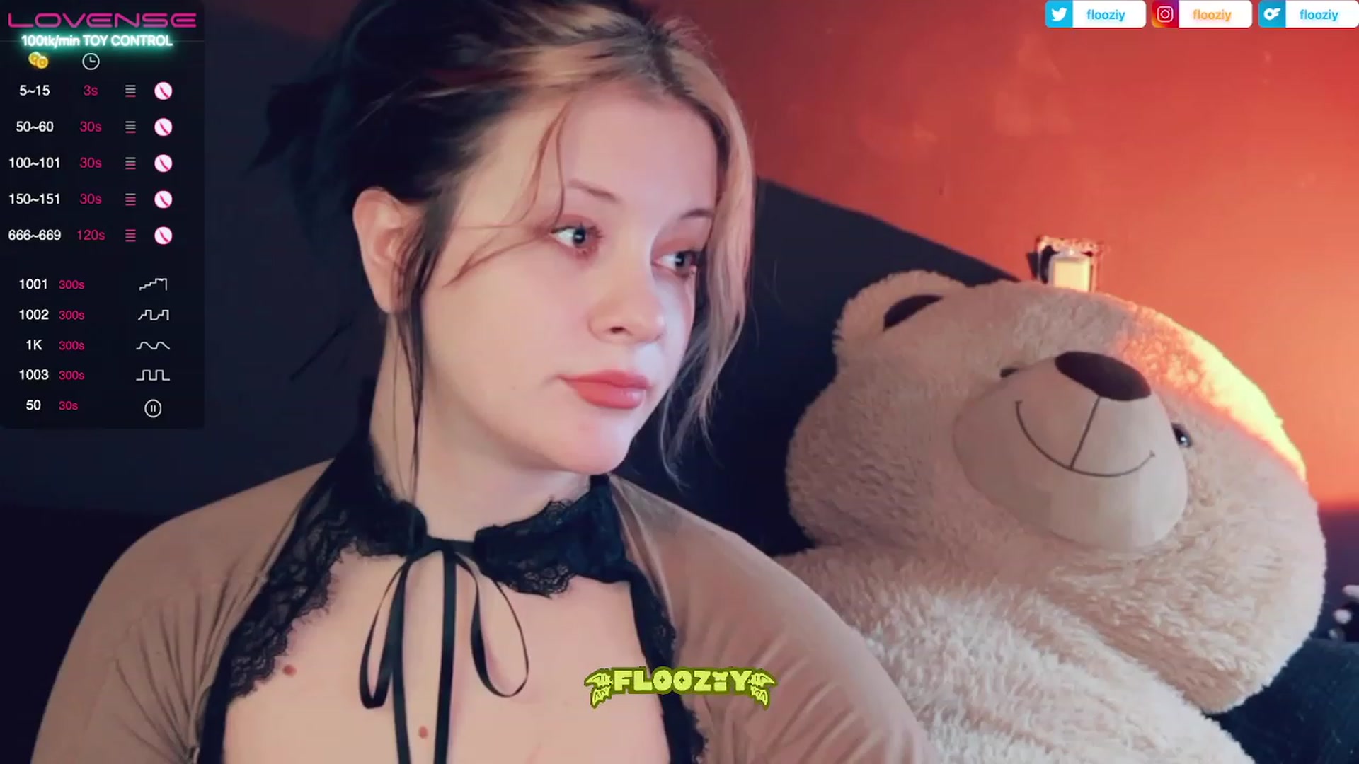Gallery image thumbnail from flooziy's myfreecams stream on, 04/13/2023, 06:38 image 8 of 20