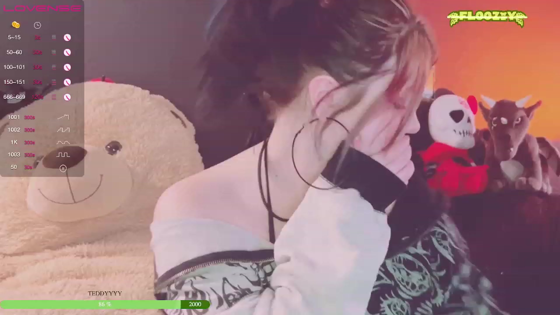 Gallery image thumbnail from flooziy's myfreecams stream on, 04/15/2023, 08:40 image 2 of 20