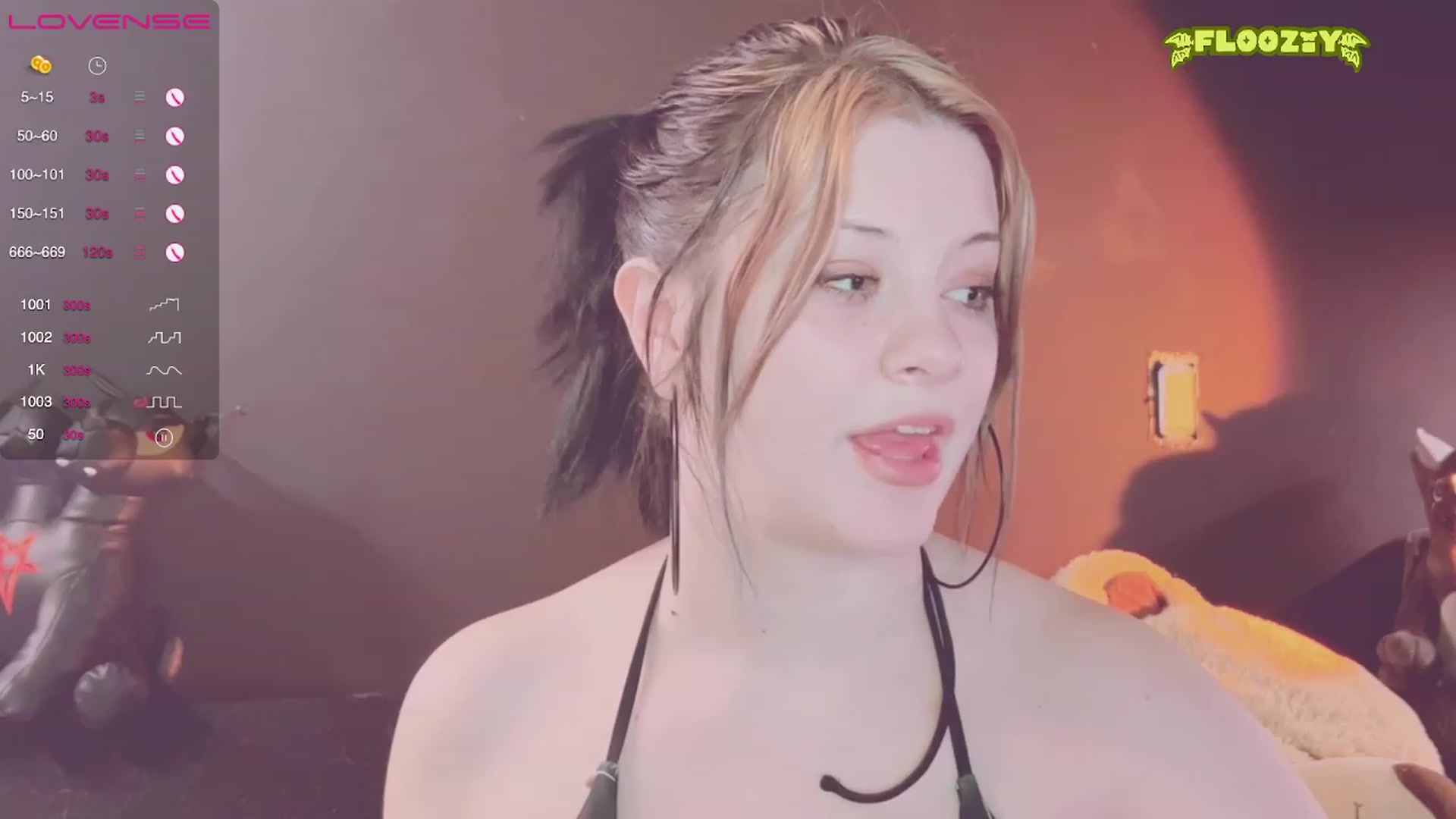 Gallery image thumbnail from flooziy's myfreecams stream on, 04/15/2023, 08:40 image 20 of 20