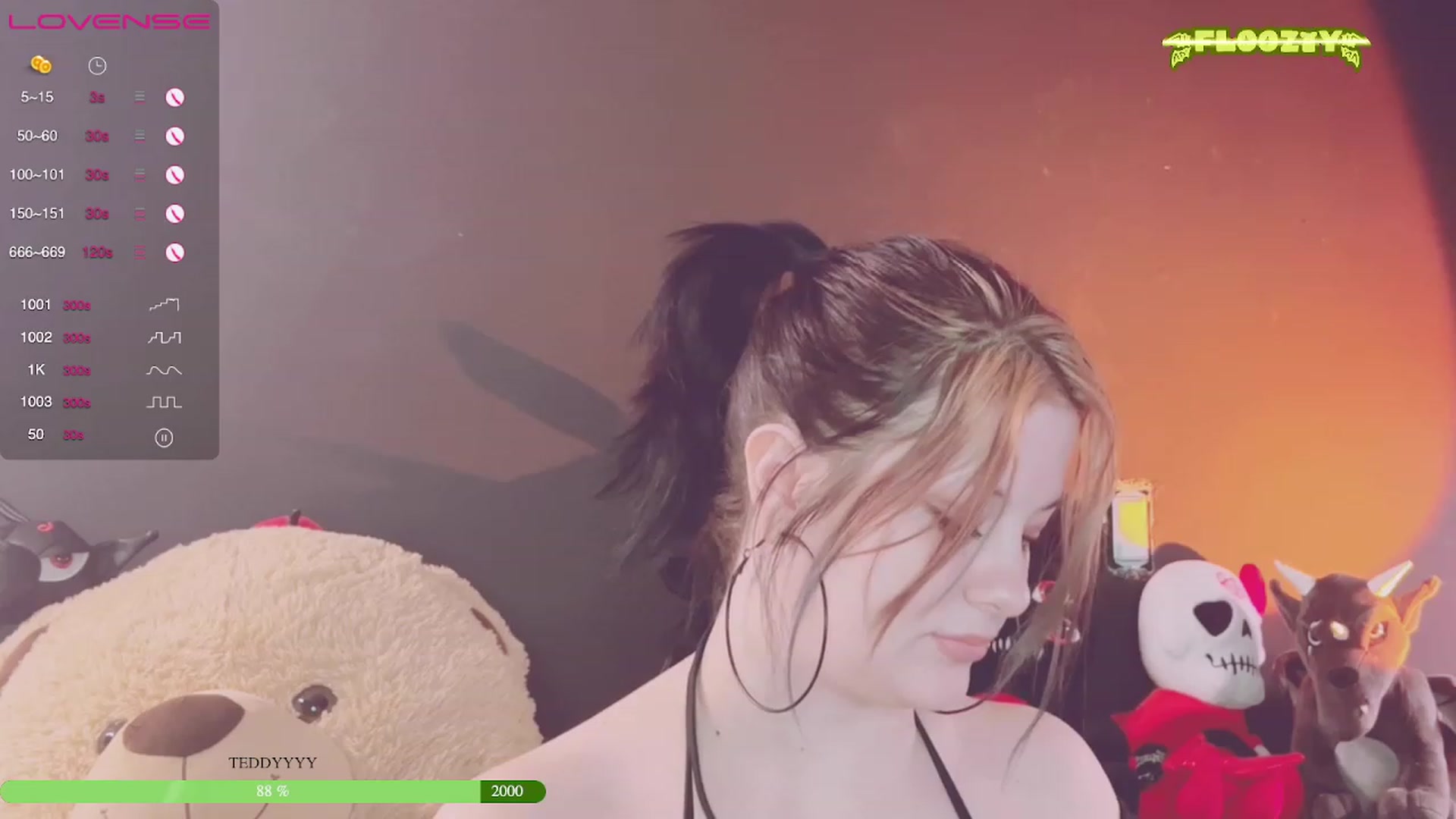 Gallery image thumbnail from flooziy's myfreecams stream on, 04/15/2023, 08:40 image 3 of 20