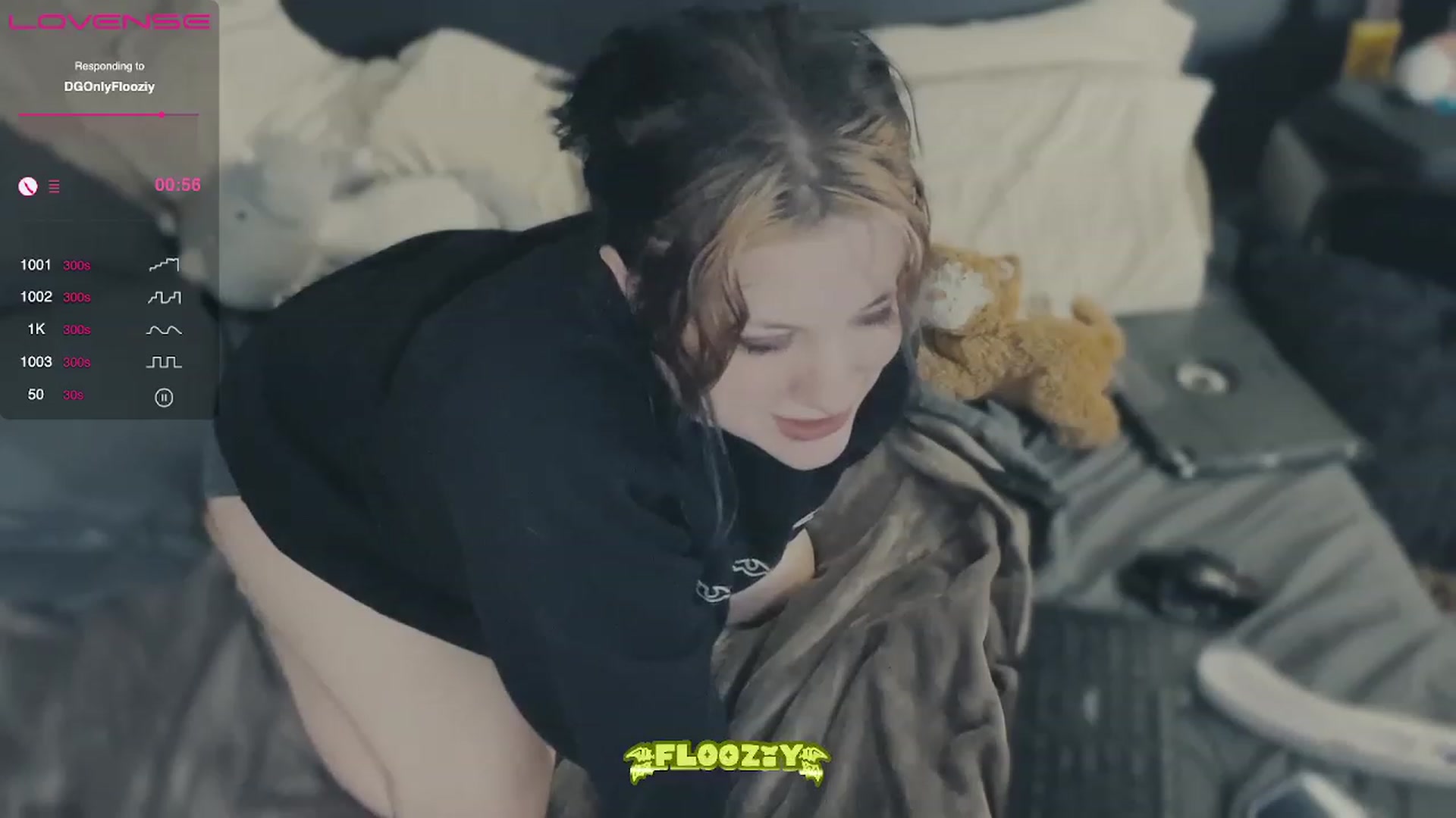 Gallery image thumbnail from flooziy's myfreecams stream on, 04/23/2023, 10:58 image 12 of 20