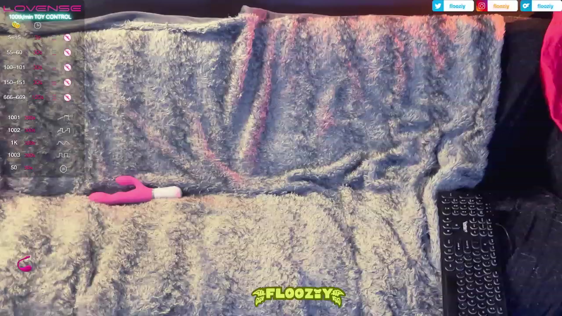 Gallery image thumbnail from flooziy's myfreecams stream on, 05/16/2023, 06:35 image 12 of 20