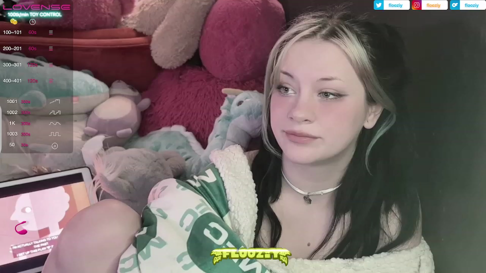 Gallery image thumbnail from flooziy's myfreecams stream on, 06/12/2023, 04:11 image 9 of 20