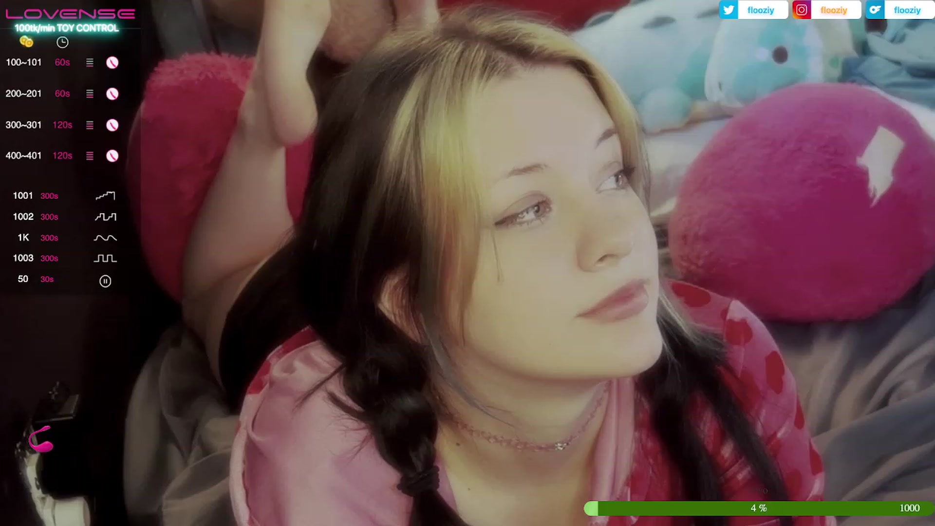 Gallery image thumbnail from flooziy's myfreecams stream on, 06/13/2023, 01:54 image 18 of 20