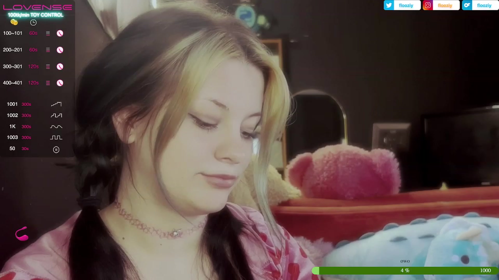 Gallery image thumbnail from flooziy's myfreecams stream on, 06/13/2023, 01:54 image 13 of 20