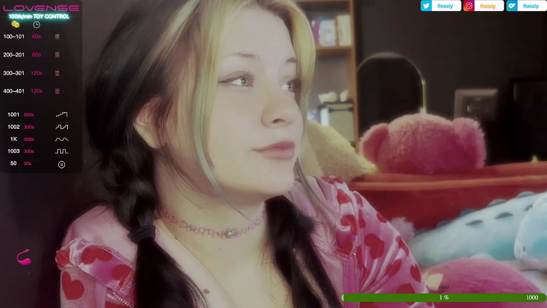 Gallery image thumbnail from flooziy's myfreecams stream on, 06/13/2023, 03:02 image 4 of 20
