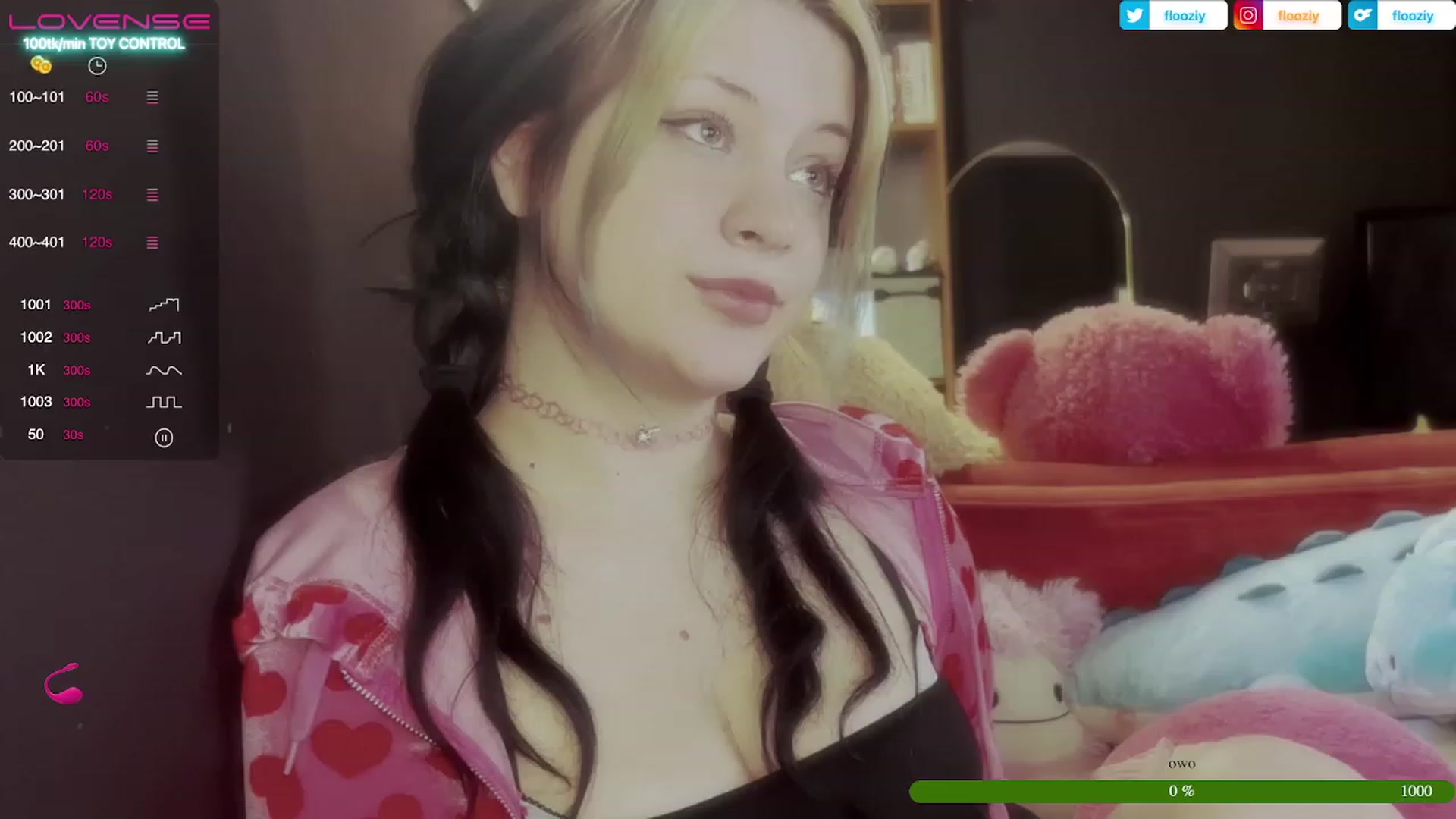 Gallery image thumbnail from flooziy's myfreecams stream on, 06/13/2023, 03:02 image 1 of 20
