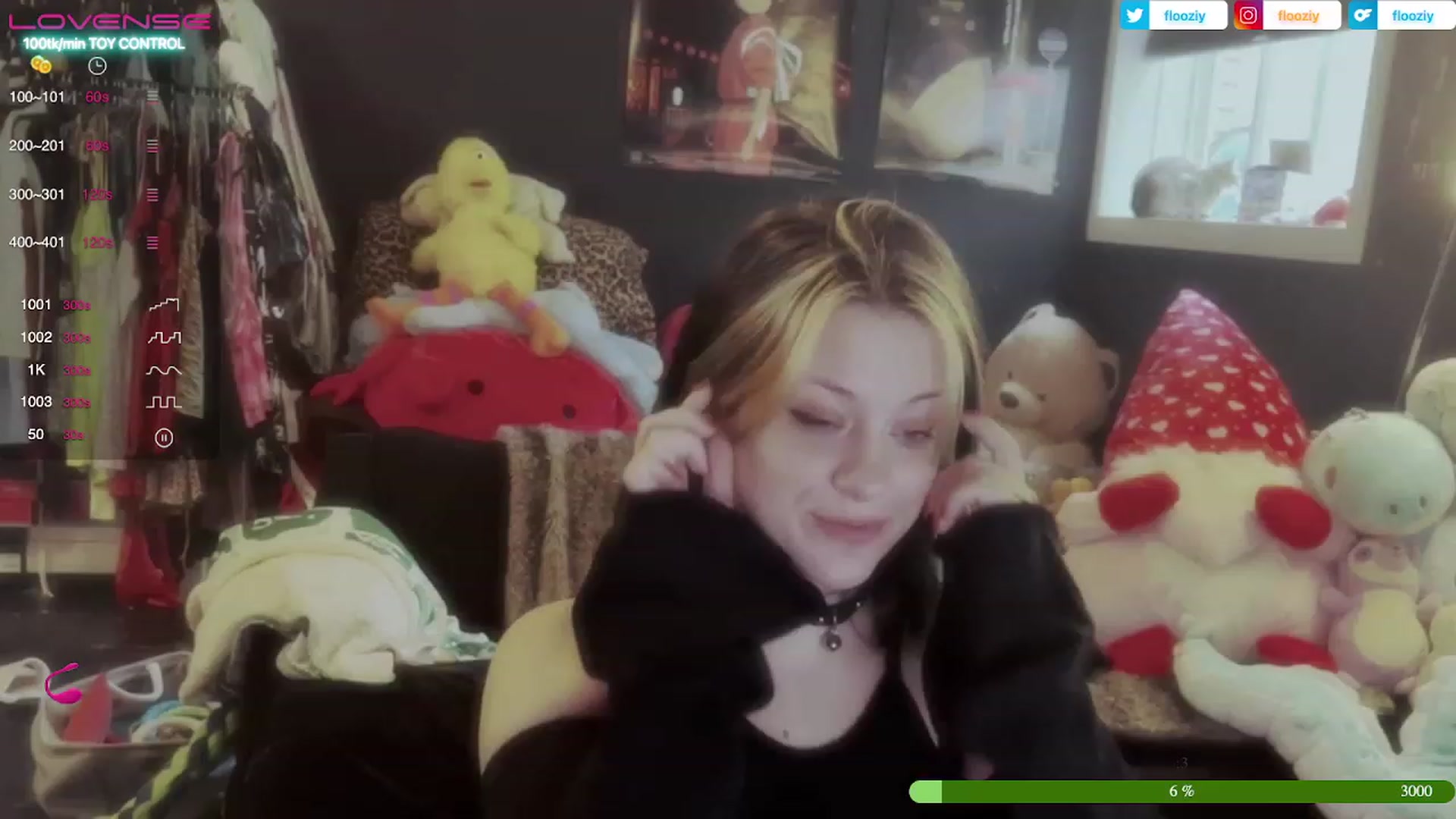 Gallery image thumbnail from flooziy's myfreecams stream on, 06/14/2023, 01:36 image 5 of 20