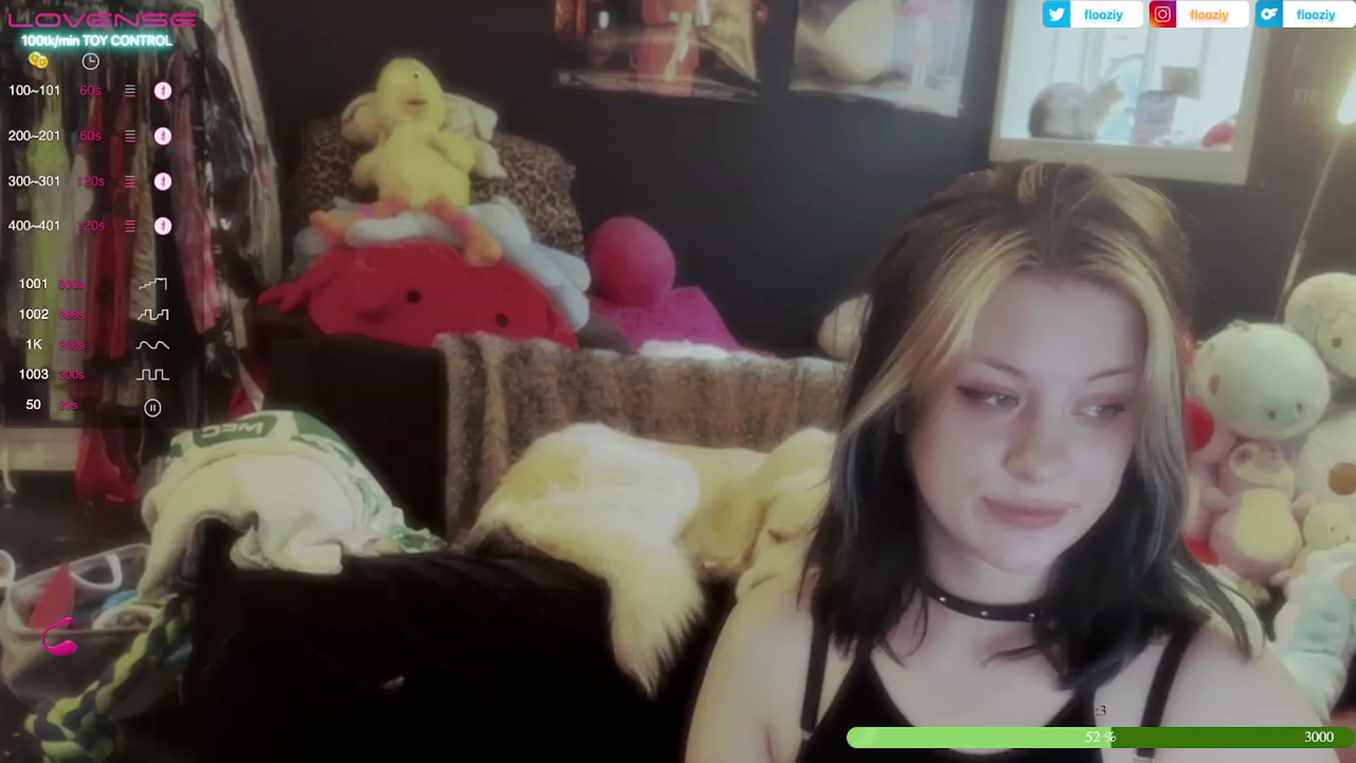 Gallery image thumbnail from flooziy's myfreecams stream on, 06/14/2023, 01:36 image 16 of 20