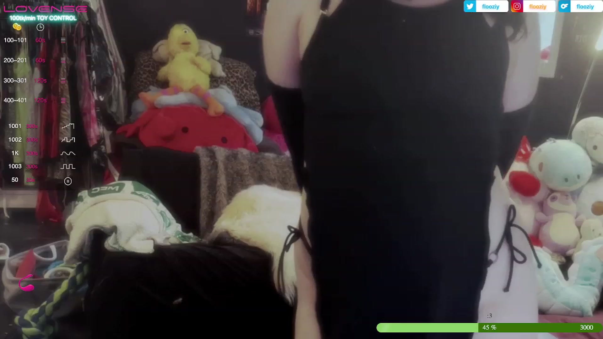 Gallery image thumbnail from flooziy's myfreecams stream on, 06/14/2023, 01:36 image 12 of 20