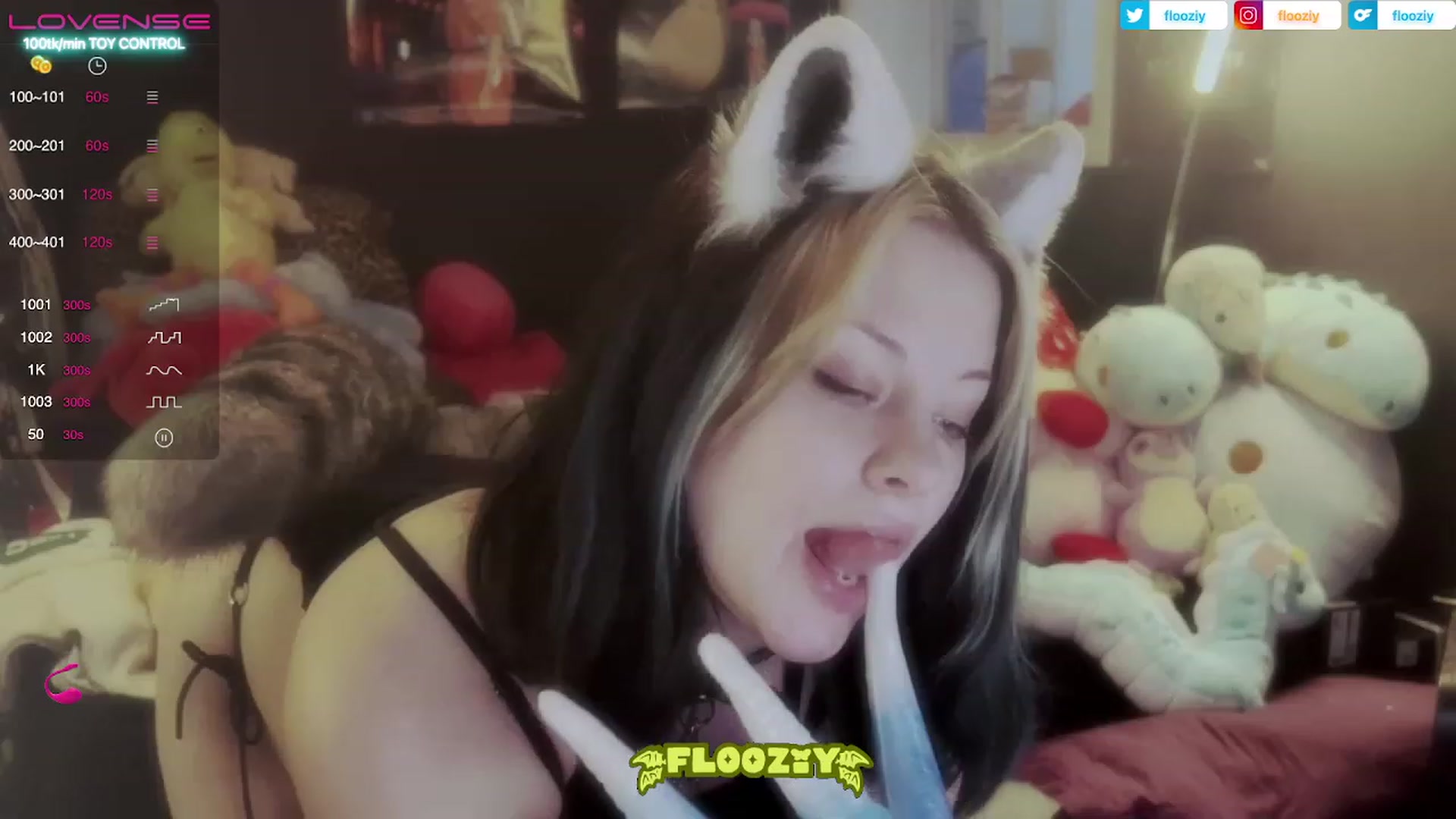 Gallery image thumbnail from flooziy's myfreecams stream on, 06/14/2023, 04:56 image 15 of 20